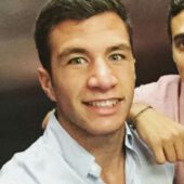 NO ES UNA SIMPLE RESIDENCIA